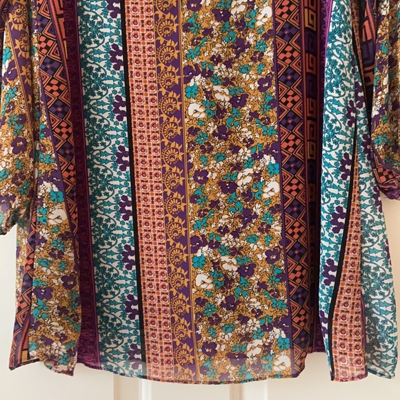 Colorful & ornate mini dress - cold shoulder - Picture 4 of 8